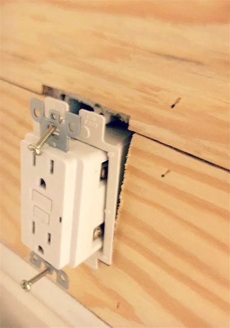 shiplap outlet installation